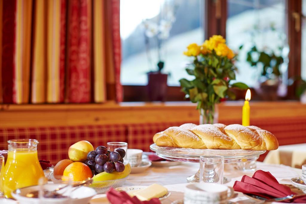 Fremdenpension Alpenruhe ゼルデン 部屋 写真