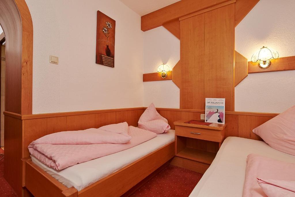 Fremdenpension Alpenruhe ゼルデン 部屋 写真